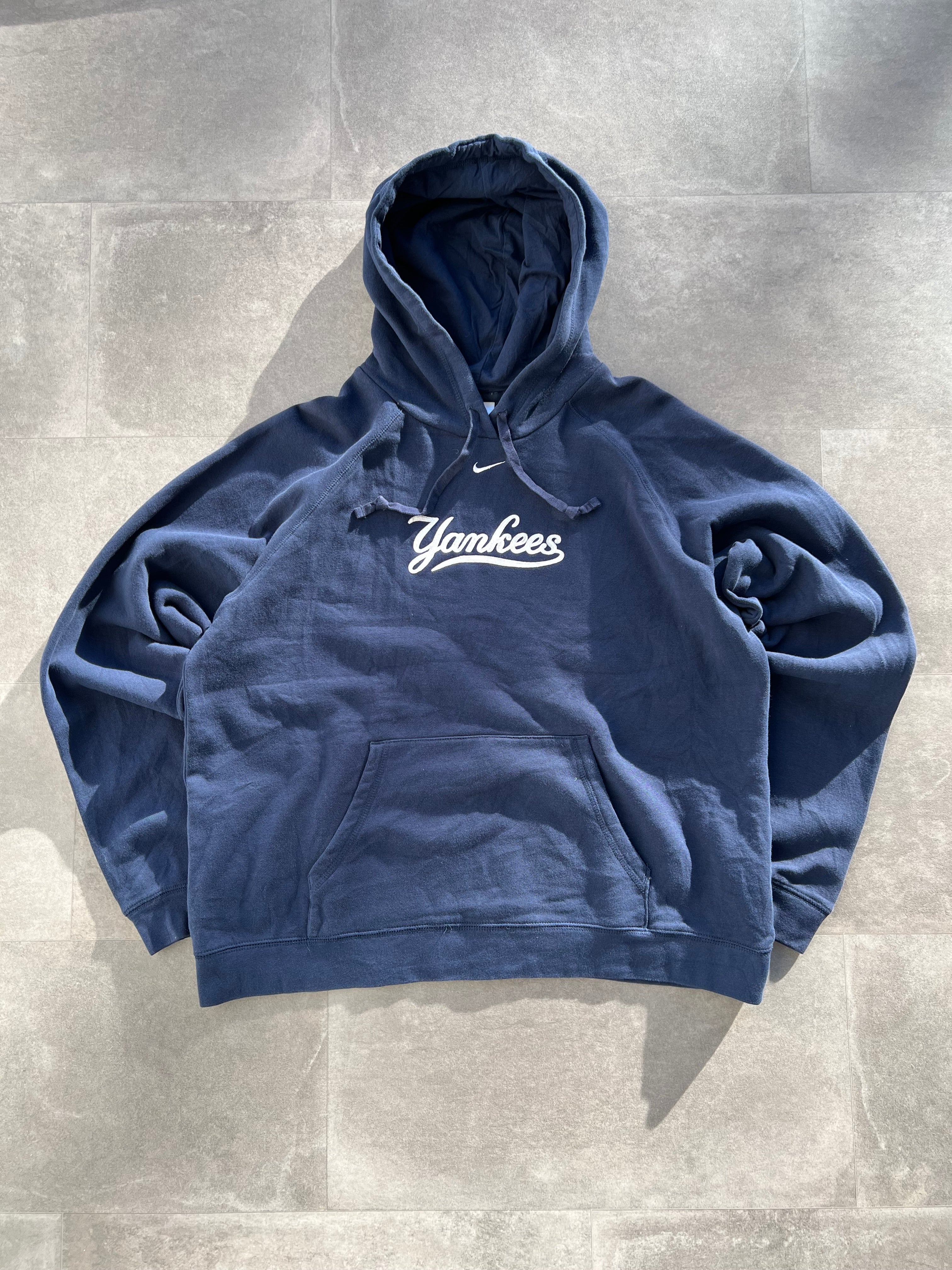 nikevintagepullsweathoodie