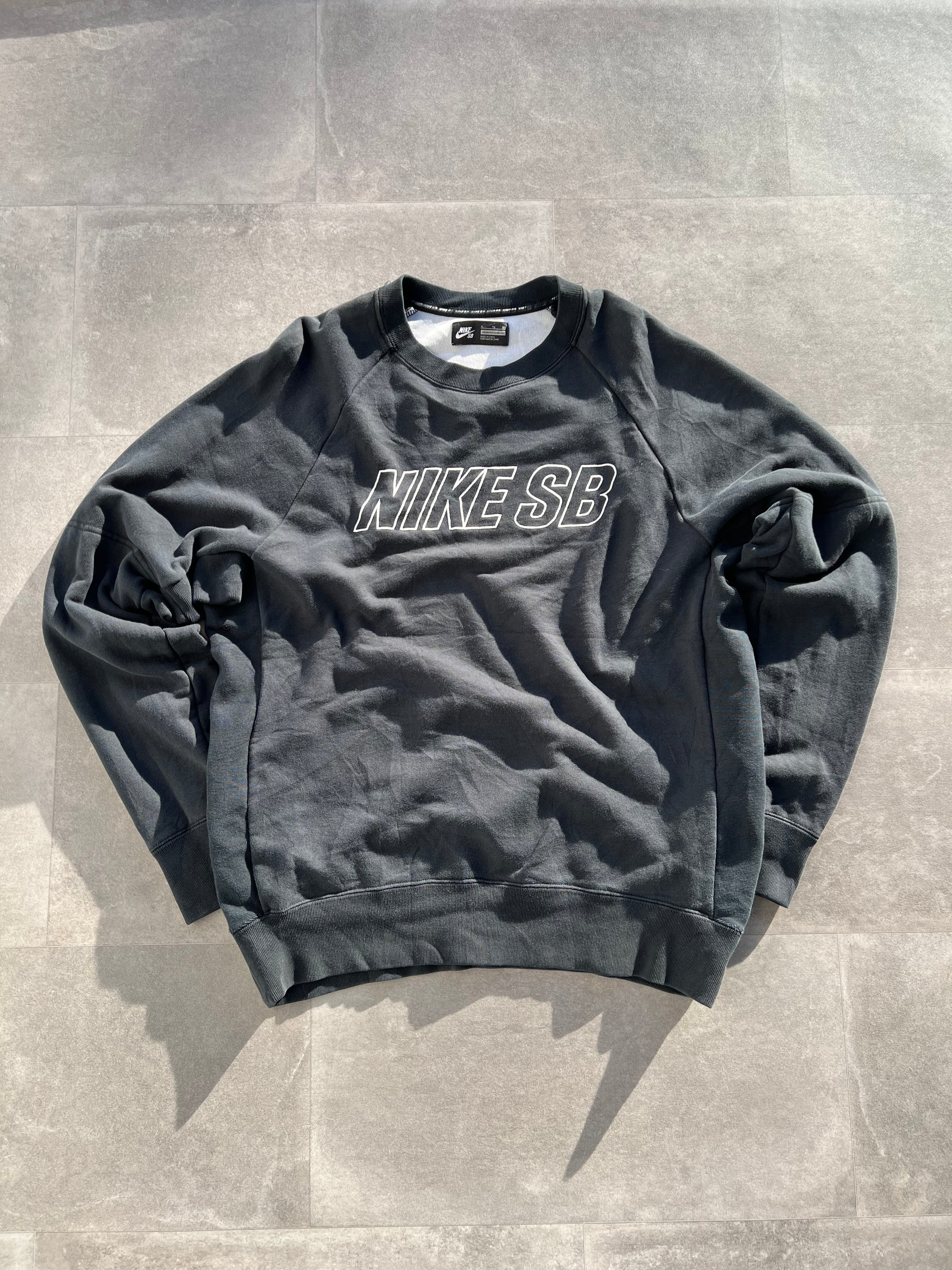 XL - Vintage Nike SB hoodie